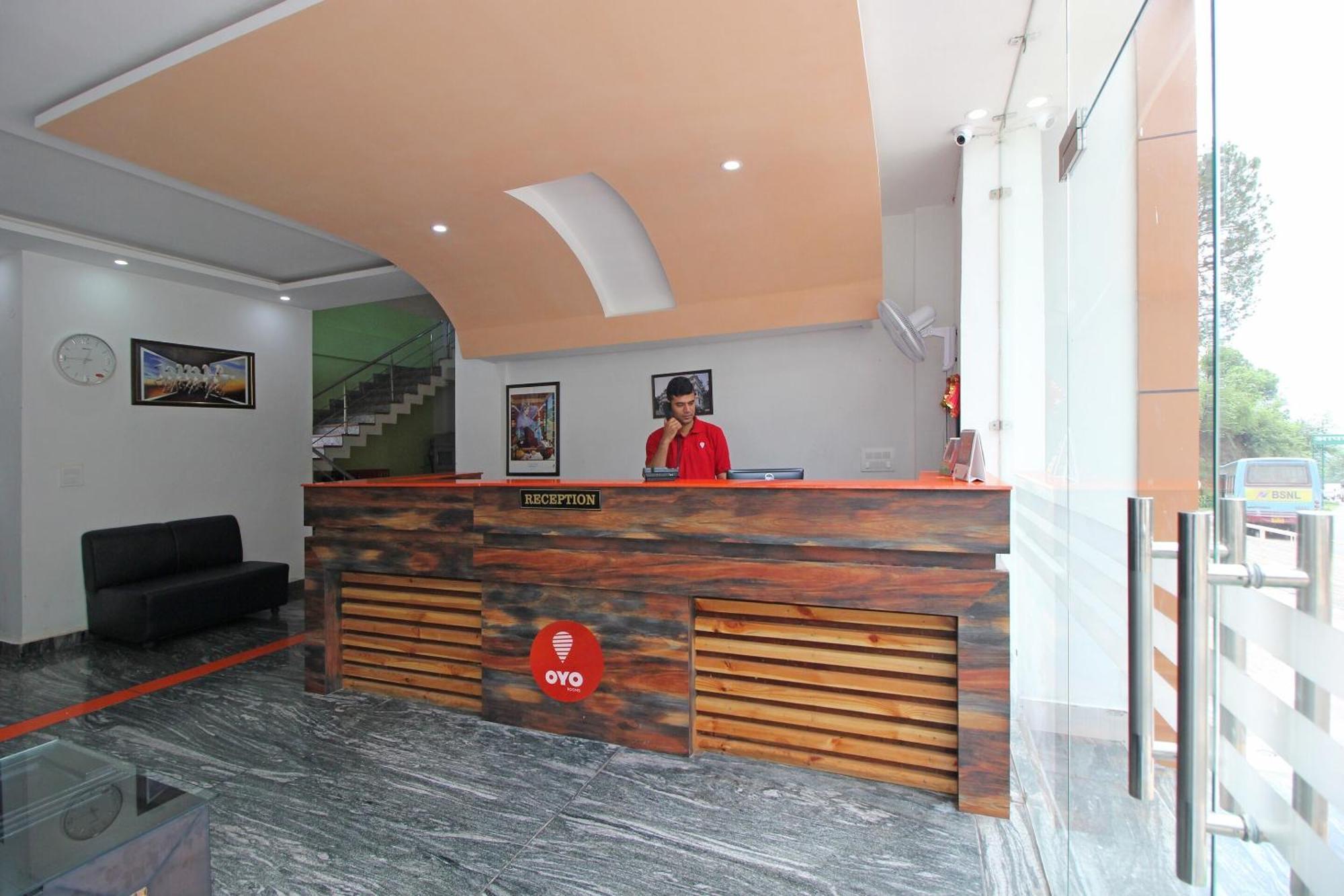 Oyo Hotel Chandni Dharamshala Exterior photo