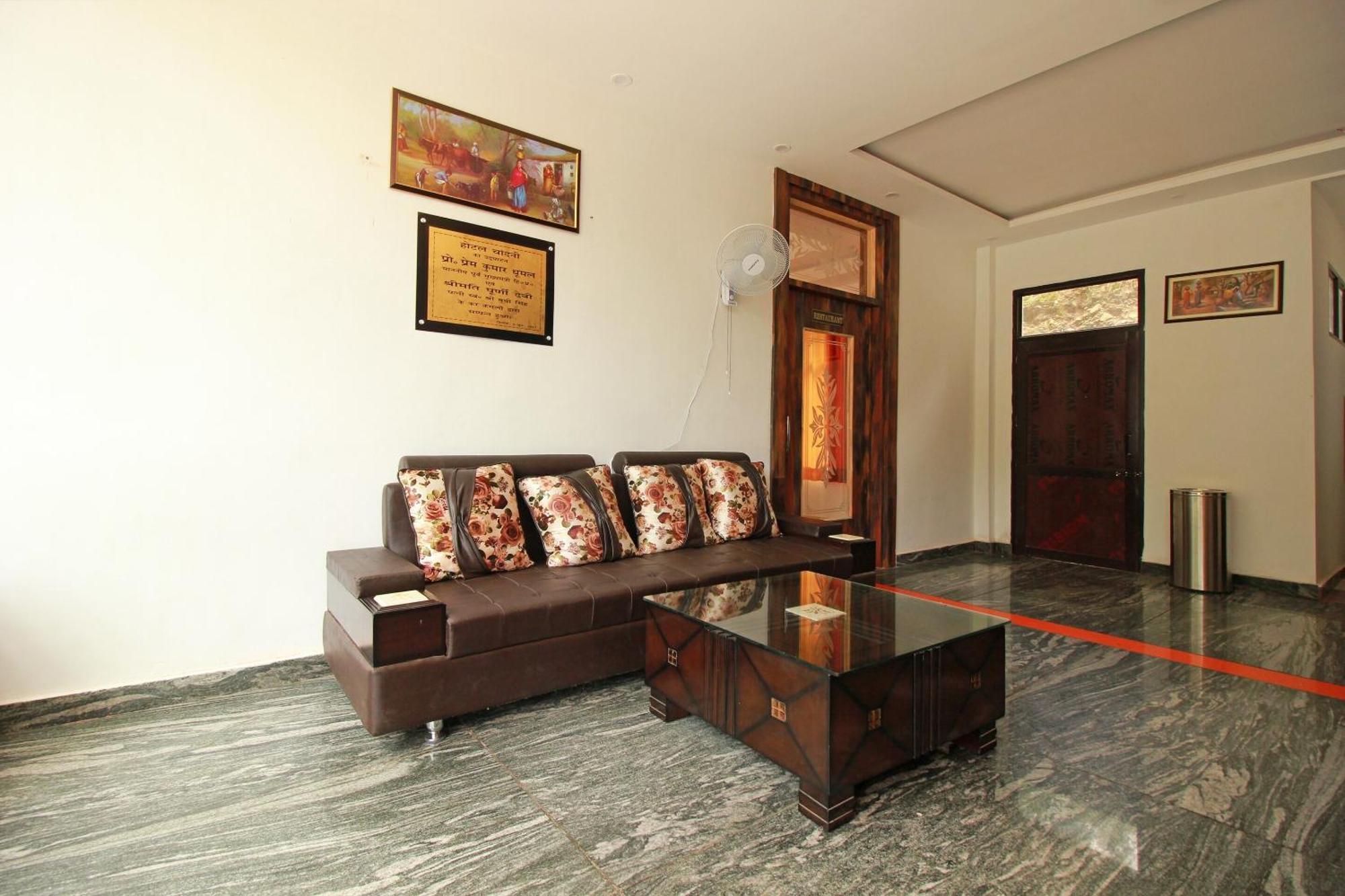 Oyo Hotel Chandni Dharamshala Exterior photo